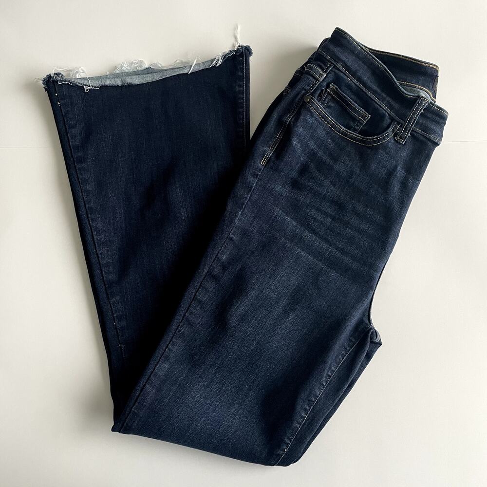 Judy Blue Women's Flare Jeans size 11/30 Raw Hem - Picture 10 of 15